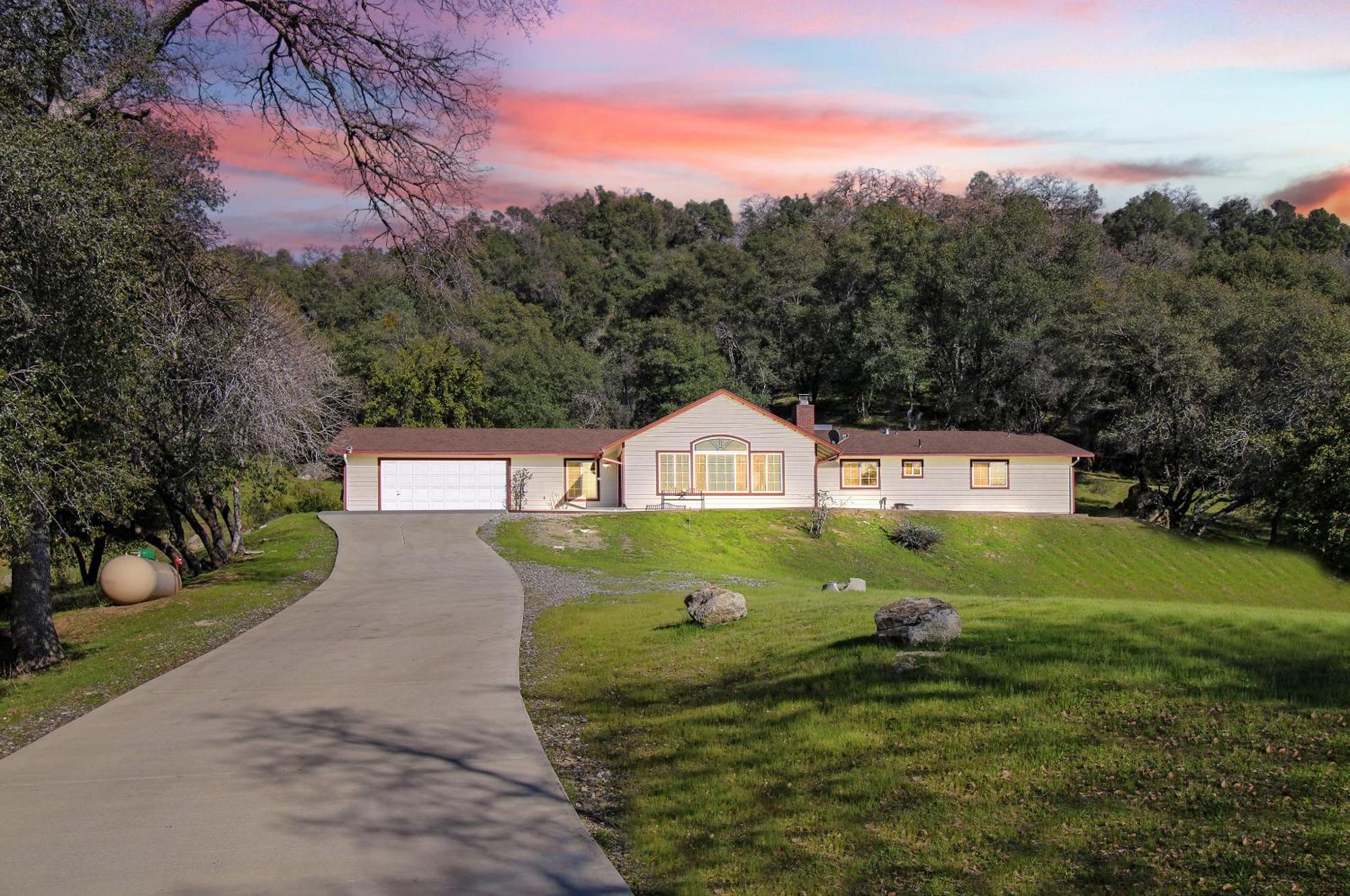 Villa Near Yosemite & Bass Lake W/Hot Tub/Evcharge Oakhurst Exterior photo